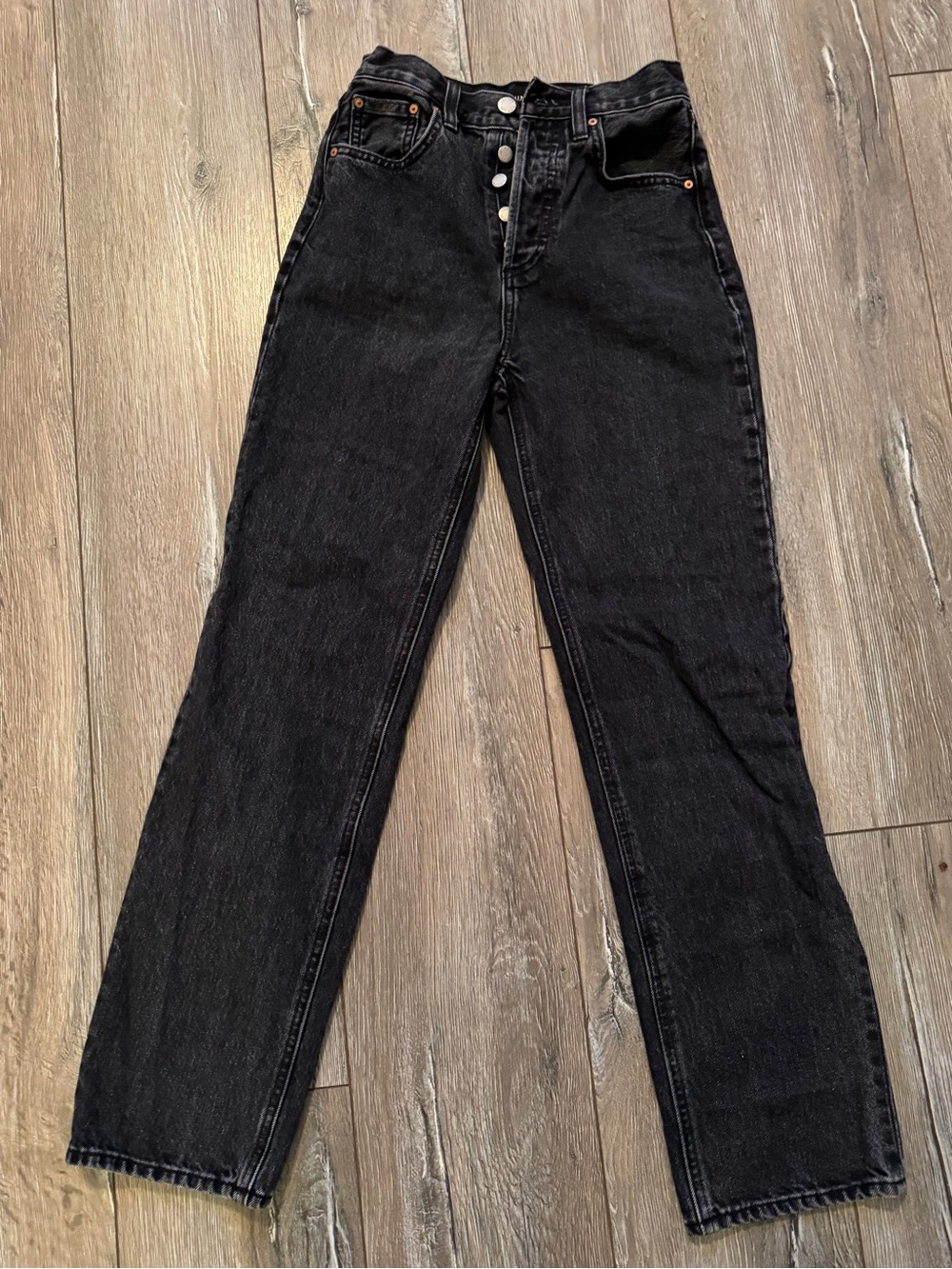 Aritzia Black High-Rise straight leg Jeans